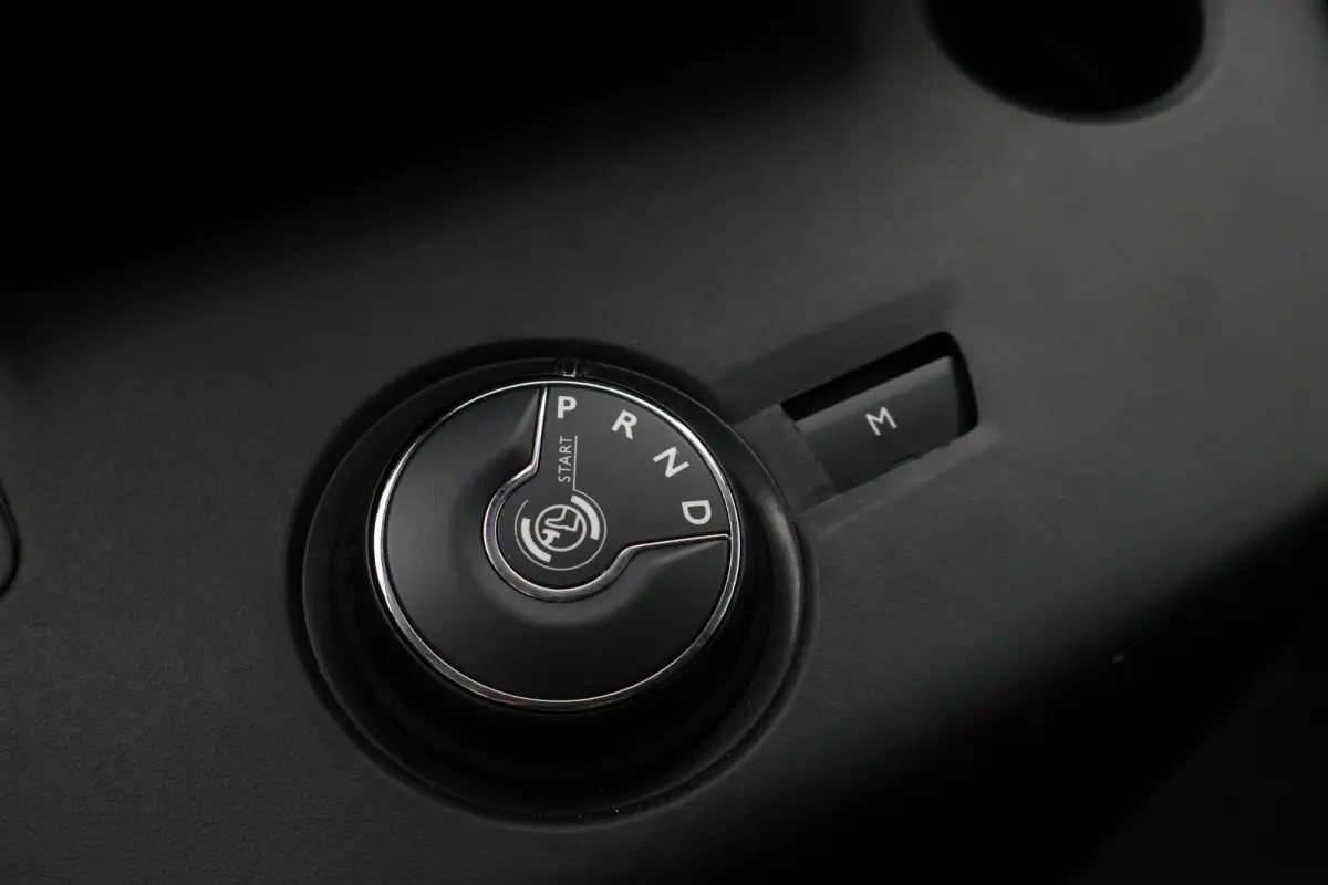 1.5D L1H1 Automaat Airco, Cruise, Apple Carplay, Stuurwielverwarming, Rijstrooksensor, DAB, PDC