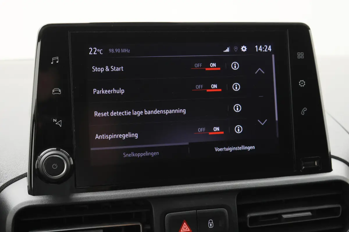 1.5D L1H1 Automaat Airco, Cruise, Apple Carplay, Stuurwielverwarming, Rijstrooksensor, DAB, PDC