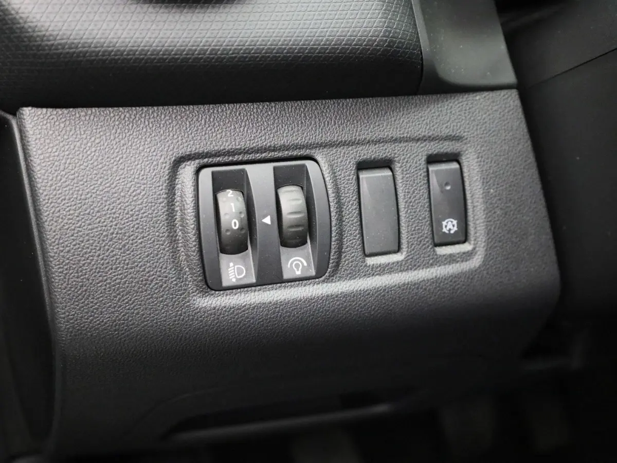 TCe 0.9 | Climate Control | Cruise Control | Parkeersensoren | Lichtmetalen Velgen |