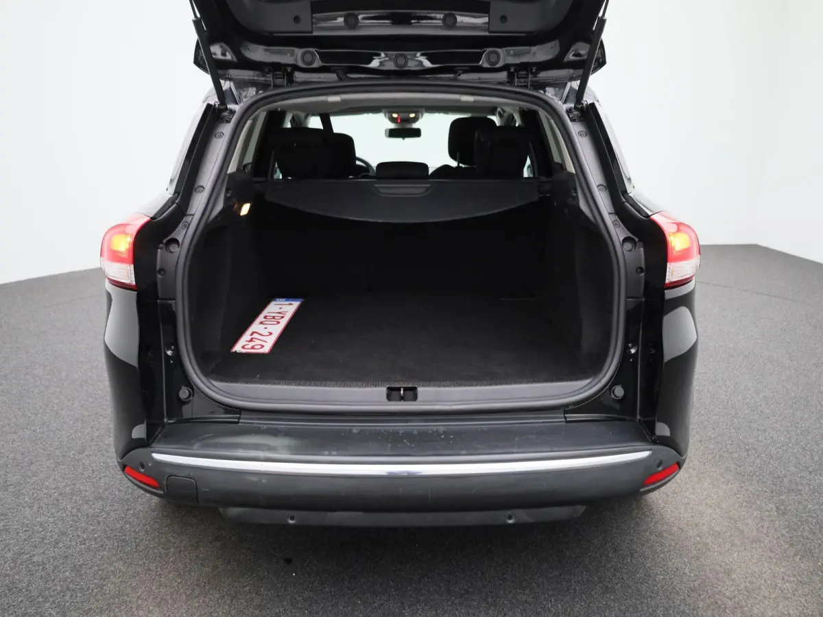 TCe 0.9 | Climate Control | Cruise Control | Parkeersensoren | Lichtmetalen Velgen |