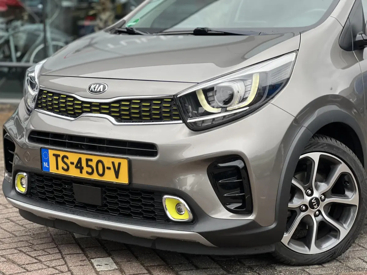 1.2 CVVT X-Line Trekhaak Leder Dealeronderhouden