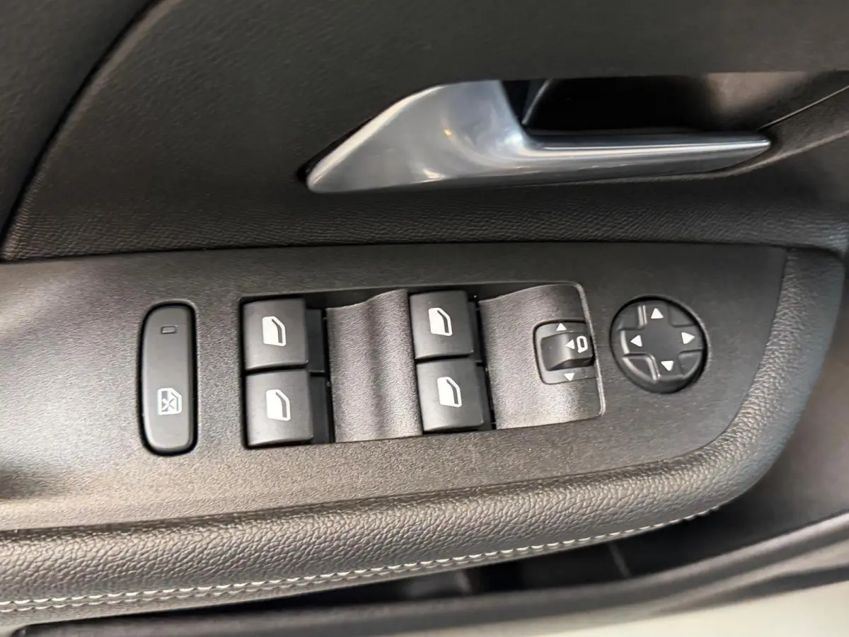 1.2 Turbo GS Facelift, Camera, Carplay Stoel/Stuurverwarming