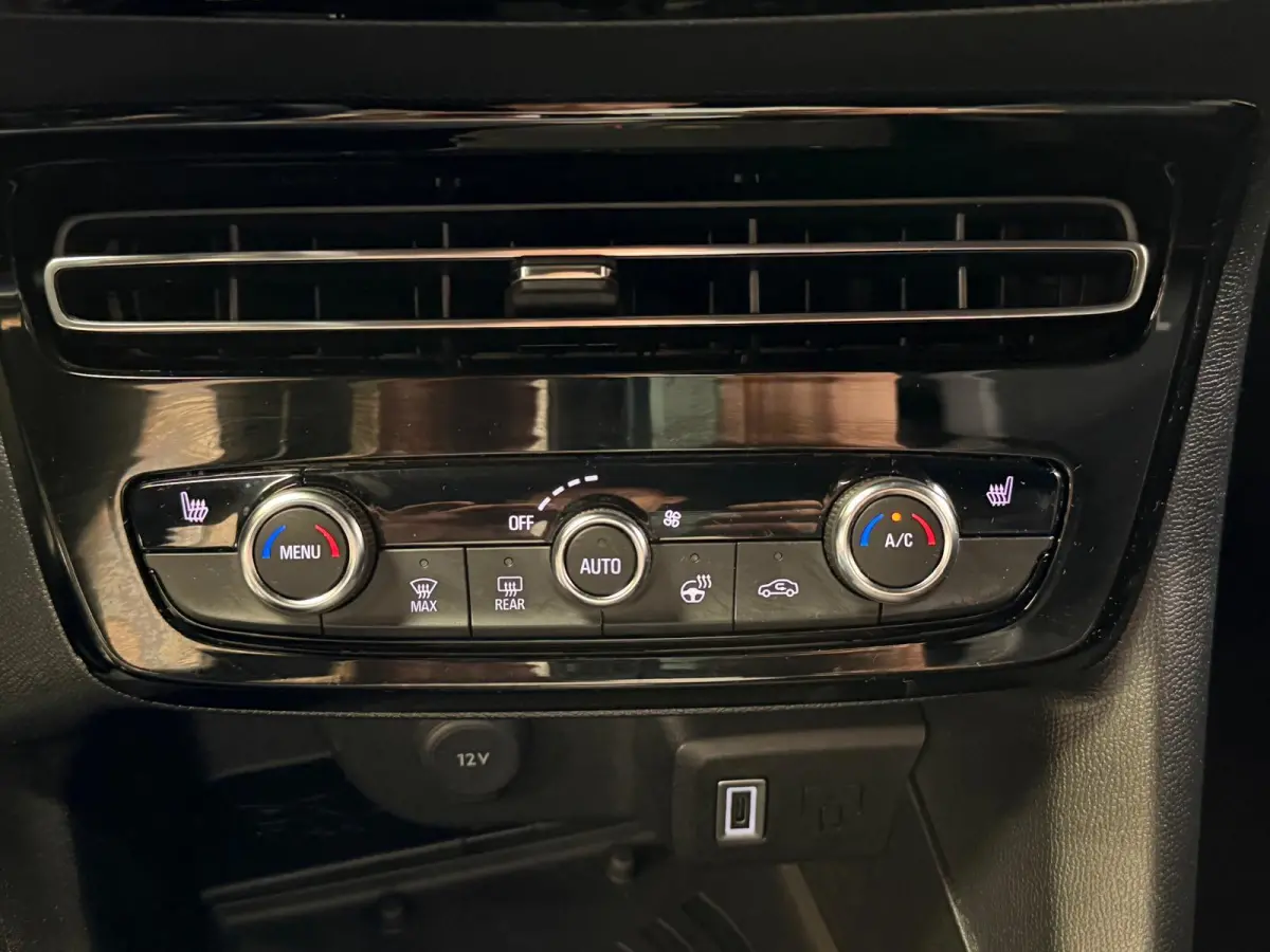 1.2 Turbo GS Facelift, Camera, Carplay Stoel/Stuurverwarming
