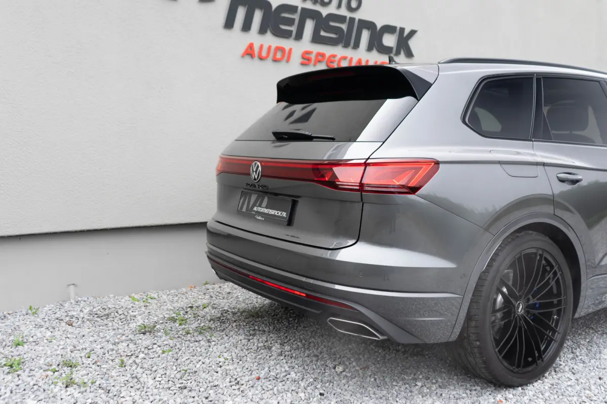 3.0 TSI eHybrid 4MOTION / Panoramadak/ 22 Inch Velgen/ Ergo Comfort/ Dynaudio/ 280kW