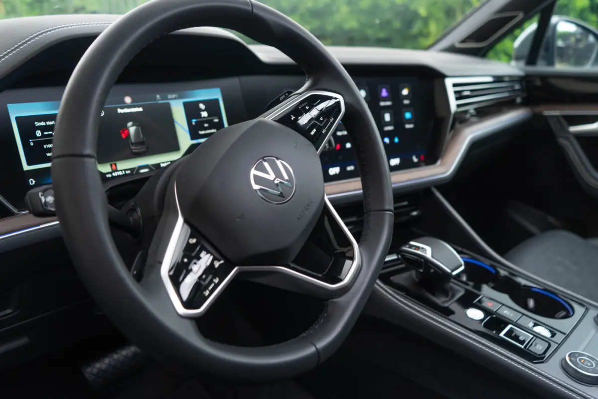 3.0 TSI eHybrid 4MOTION / Panoramadak/ 22 Inch Velgen/ Ergo Comfort/ Dynaudio/ 280kW