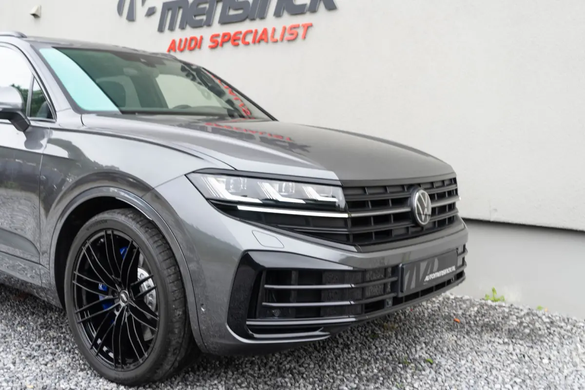 3.0 TSI eHybrid 4MOTION / Panoramadak/ 22 Inch Velgen/ Ergo Comfort/ Dynaudio/ 280kW