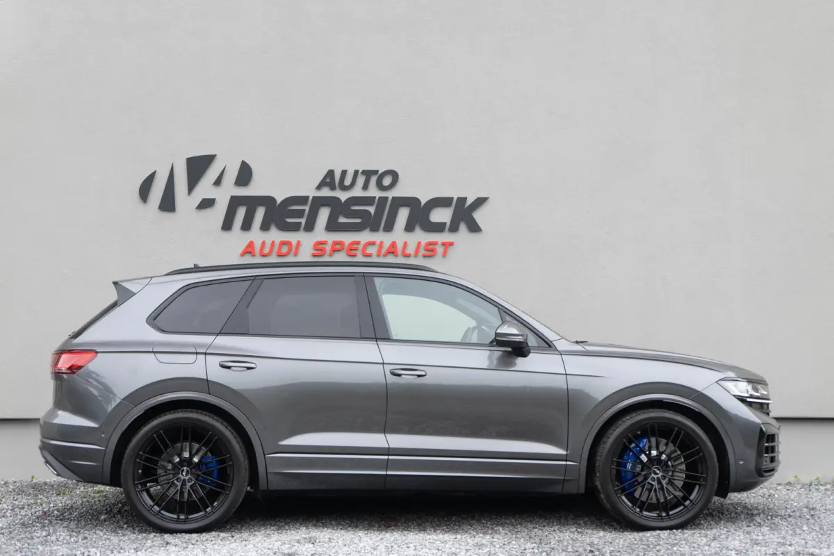3.0 TSI eHybrid 4MOTION / Panoramadak/ 22 Inch Velgen/ Ergo Comfort/ Dynaudio/ 280kW