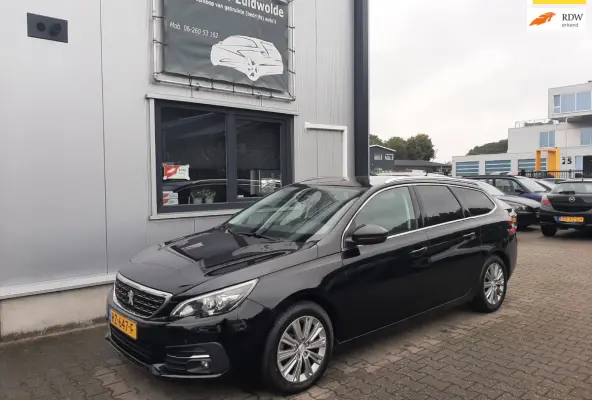 1.2 PureTech Blue Lease Premium automaat