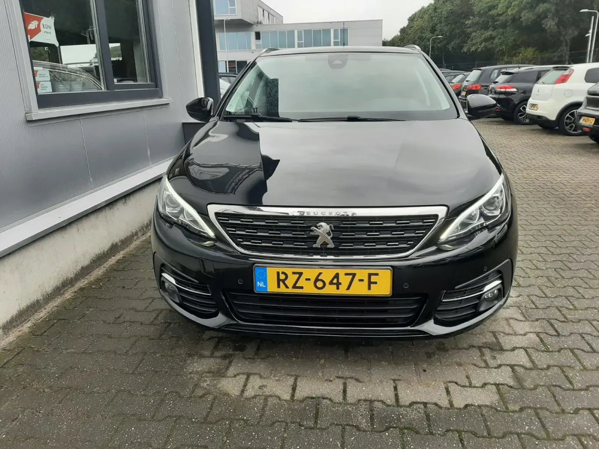 1.2 PureTech Blue Lease Premium automaat