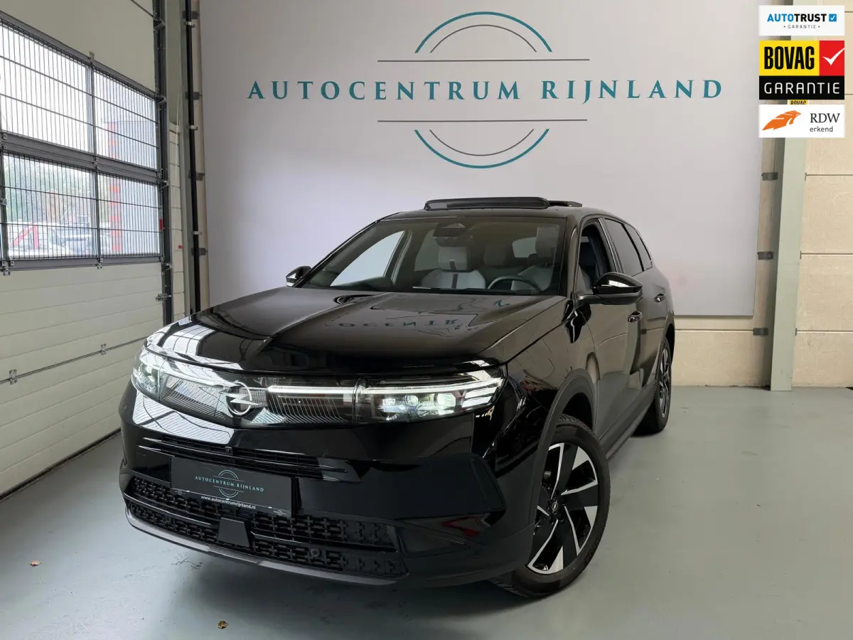 1.2 Turbo Hybrid GS, 1 jaar Bovag garantie, Panoramdak, Head up display, Camera, Stoel/Stuurverwarming