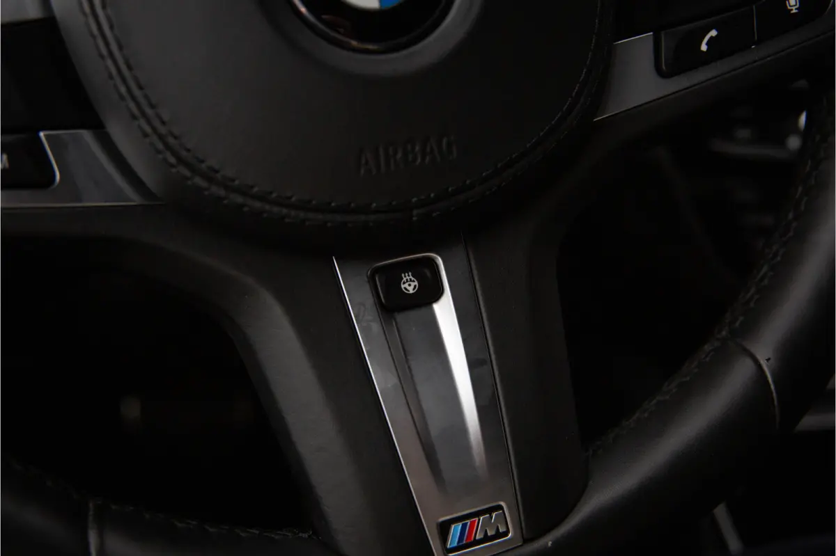 M40i High Executive M-Sport , Trekhaak, Navigatie, Memory, Stuurverwarming