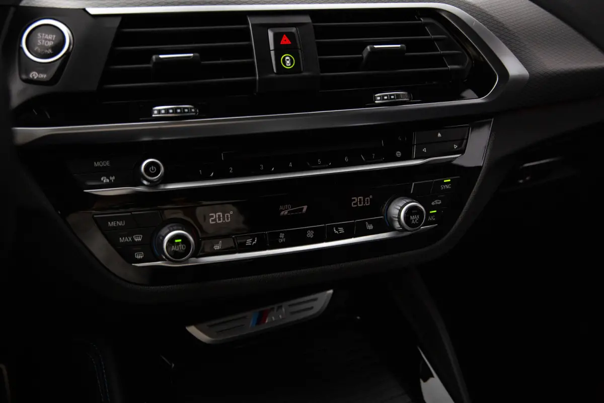 M40i High Executive M-Sport , Trekhaak, Navigatie, Memory, Stuurverwarming