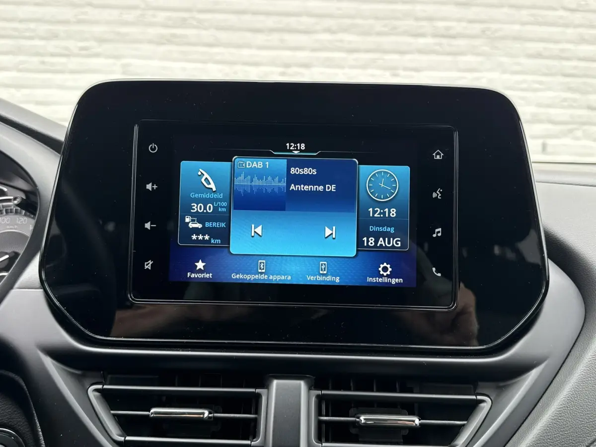 1.5 Hybrid Select Automaat Led verlichting Adaptieve cruise Camera Navigatie Carplay