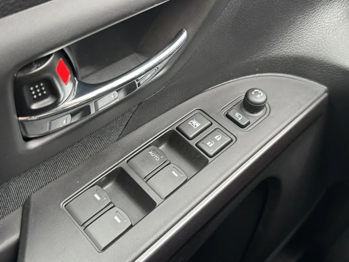 1.5 Hybrid Select Automaat Led verlichting Adaptieve cruise Camera Navigatie Carplay