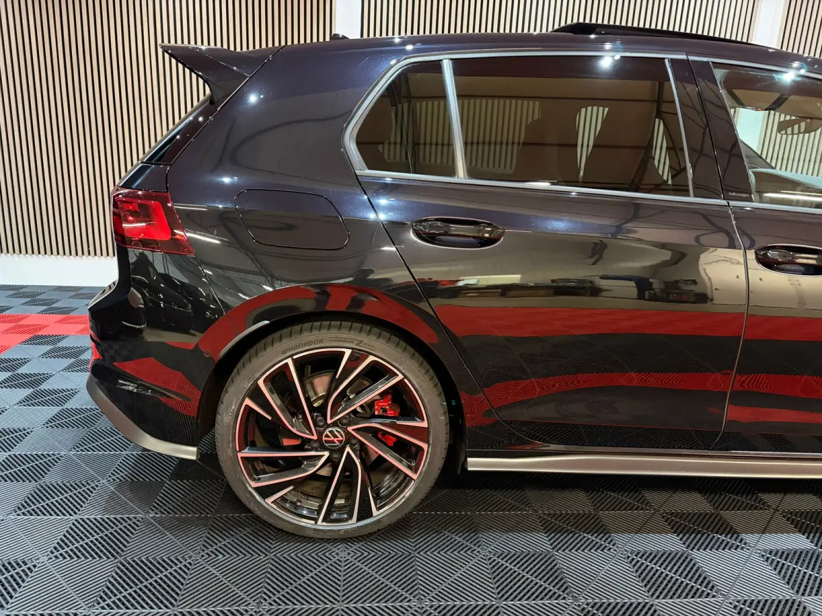 2.0 TSI GTI Clubsport Pano Leder Camera Keyless ACC Head-Up H&K Black Style
