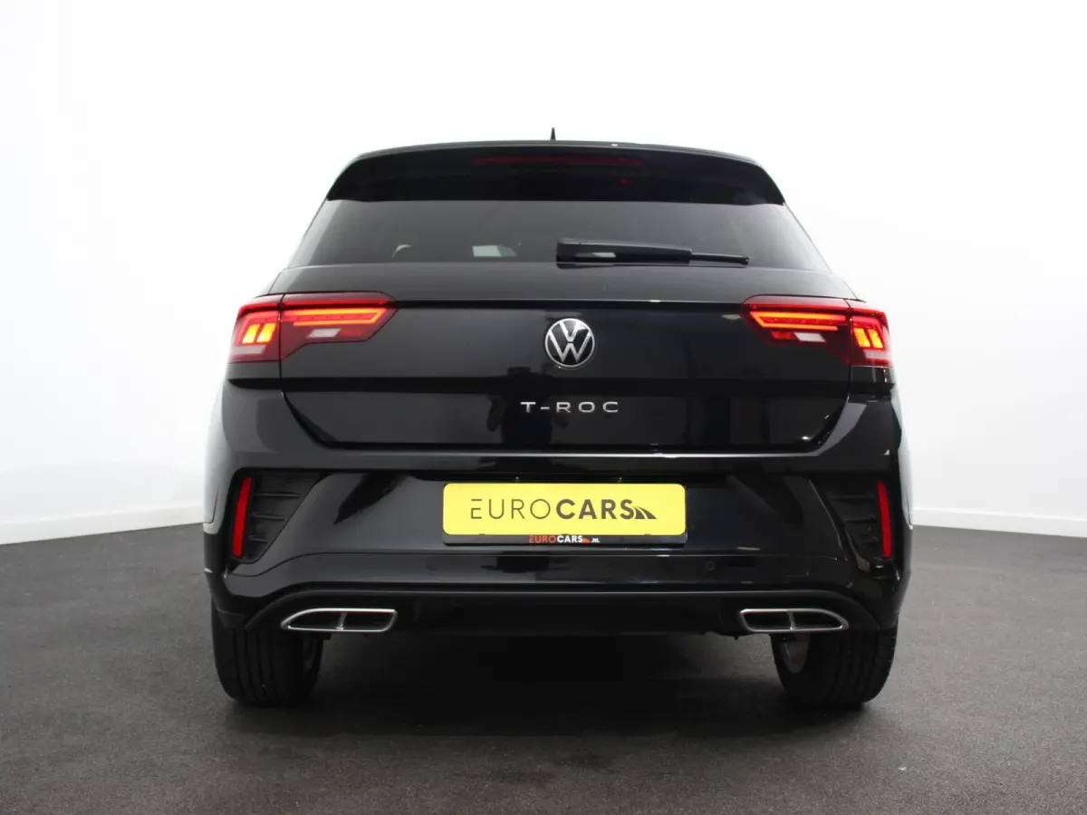 1.5 eTsi R-Line Edition Automaat Camera Navigatie Apple Carplay/Android Auto Climate control Lichtmetalen Velgen Extra Getint Glas Lichtmetalen Velgen Voorstoelen verwarmbaar
