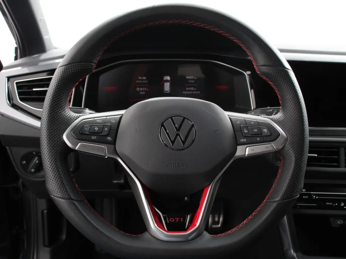2.0 TSI GTI 207pk Automaat Digitale Cockpit Navigatie Appel Carplay/Android Auto Climate Control Extra getint Glas Stoelverwarming Dab Led Adaptive Cruise Control