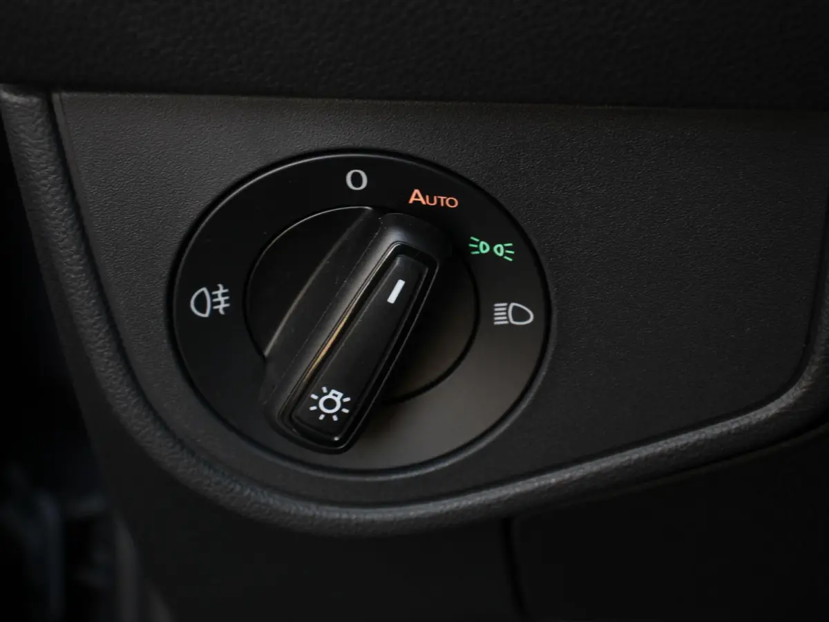 2.0 TSI GTI 207pk Automaat Digitale Cockpit Navigatie Appel Carplay/Android Auto Climate Control Extra getint Glas Stoelverwarming Dab Led Adaptive Cruise Control