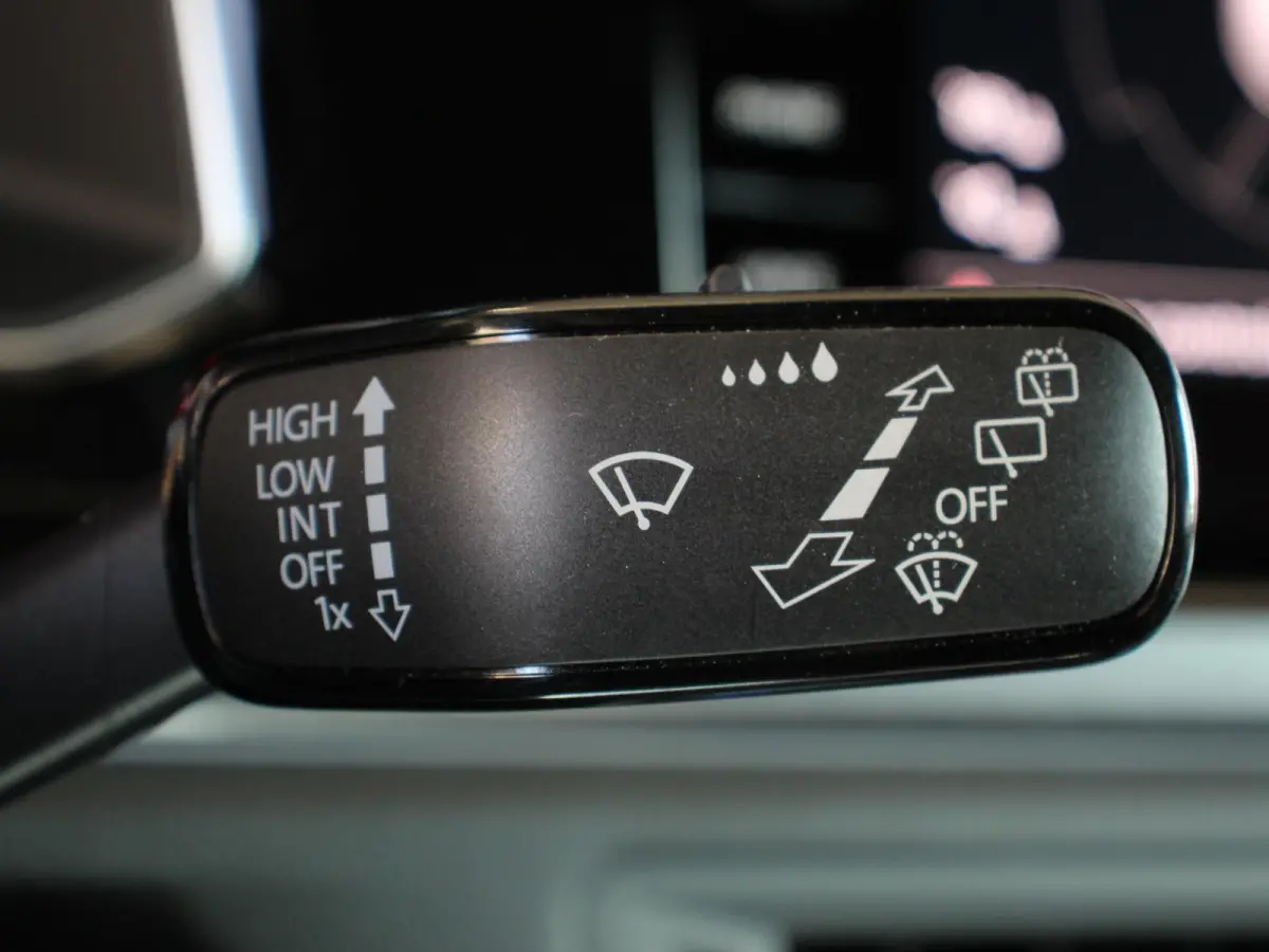 2.0 TSI GTI 207pk Automaat Digitale Cockpit Navigatie Appel Carplay/Android Auto Climate Control Extra getint Glas Stoelverwarming Dab Led Adaptive Cruise Control