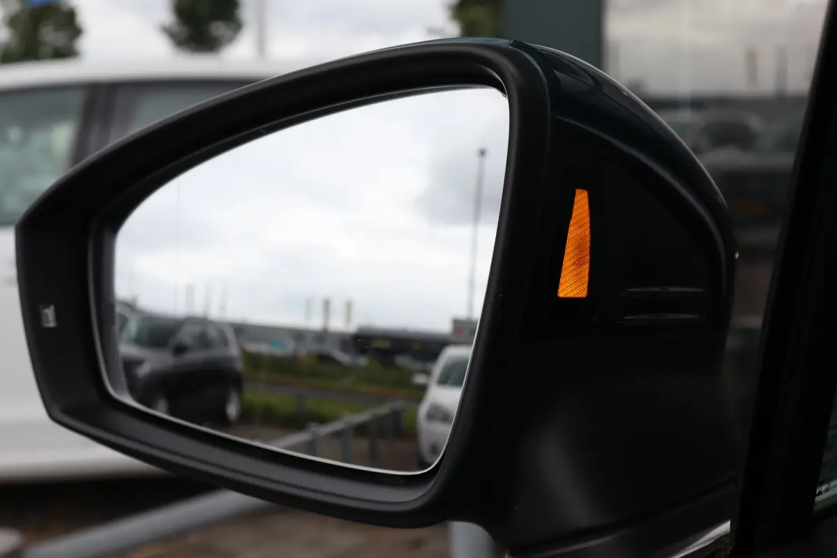 1.5 TSI R-Line Business+ 149PK | Achteruitrijcamera | Dodehoek detectie | Draadloze telefoonlader