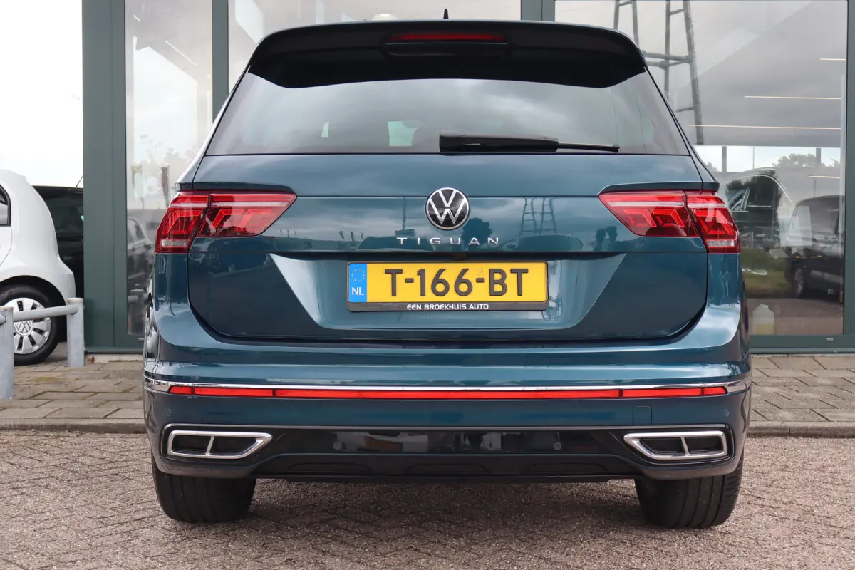 1.5 TSI R-Line Business+ 149PK | Achteruitrijcamera | Dodehoek detectie | Draadloze telefoonlader