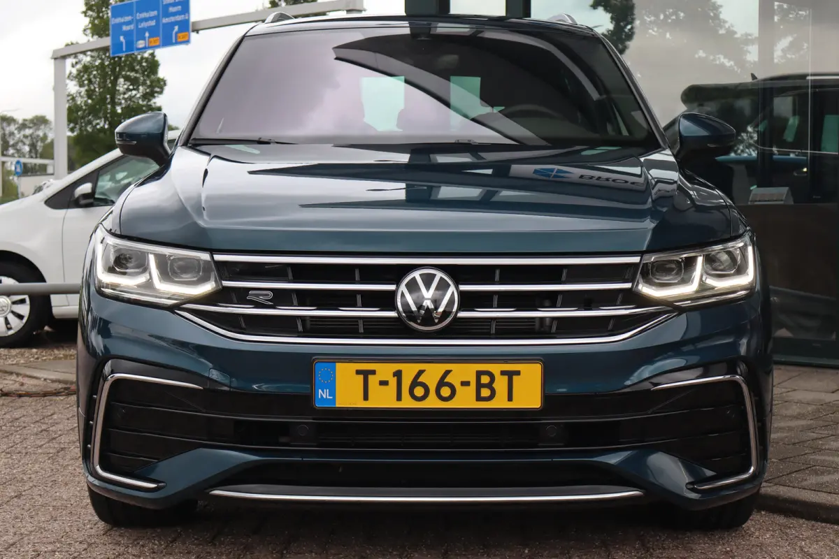 1.5 TSI R-Line Business+ 149PK | Achteruitrijcamera | Dodehoek detectie | Draadloze telefoonlader