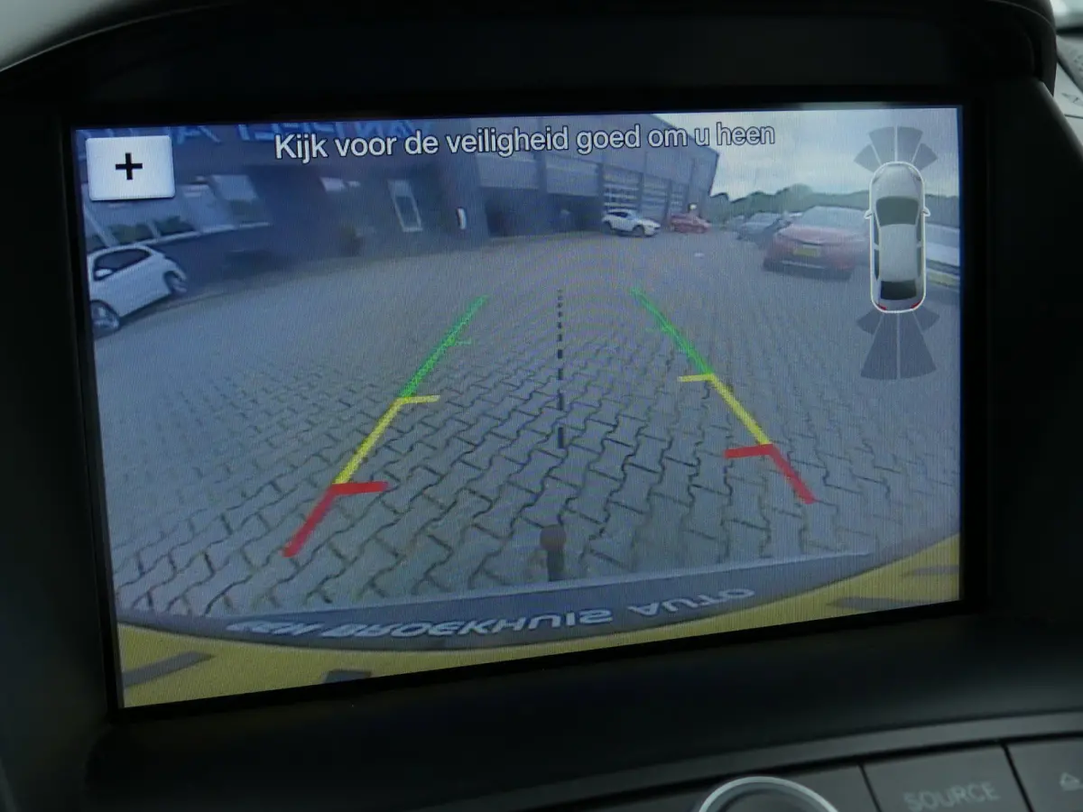 1.0 Titanium / Carplay / Sony Audio / Keyless