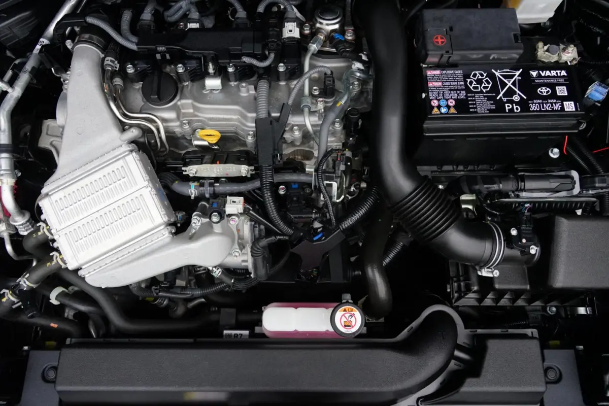1.2 Turbo Active, NL, trekh. CarPlay, ACC, cam.