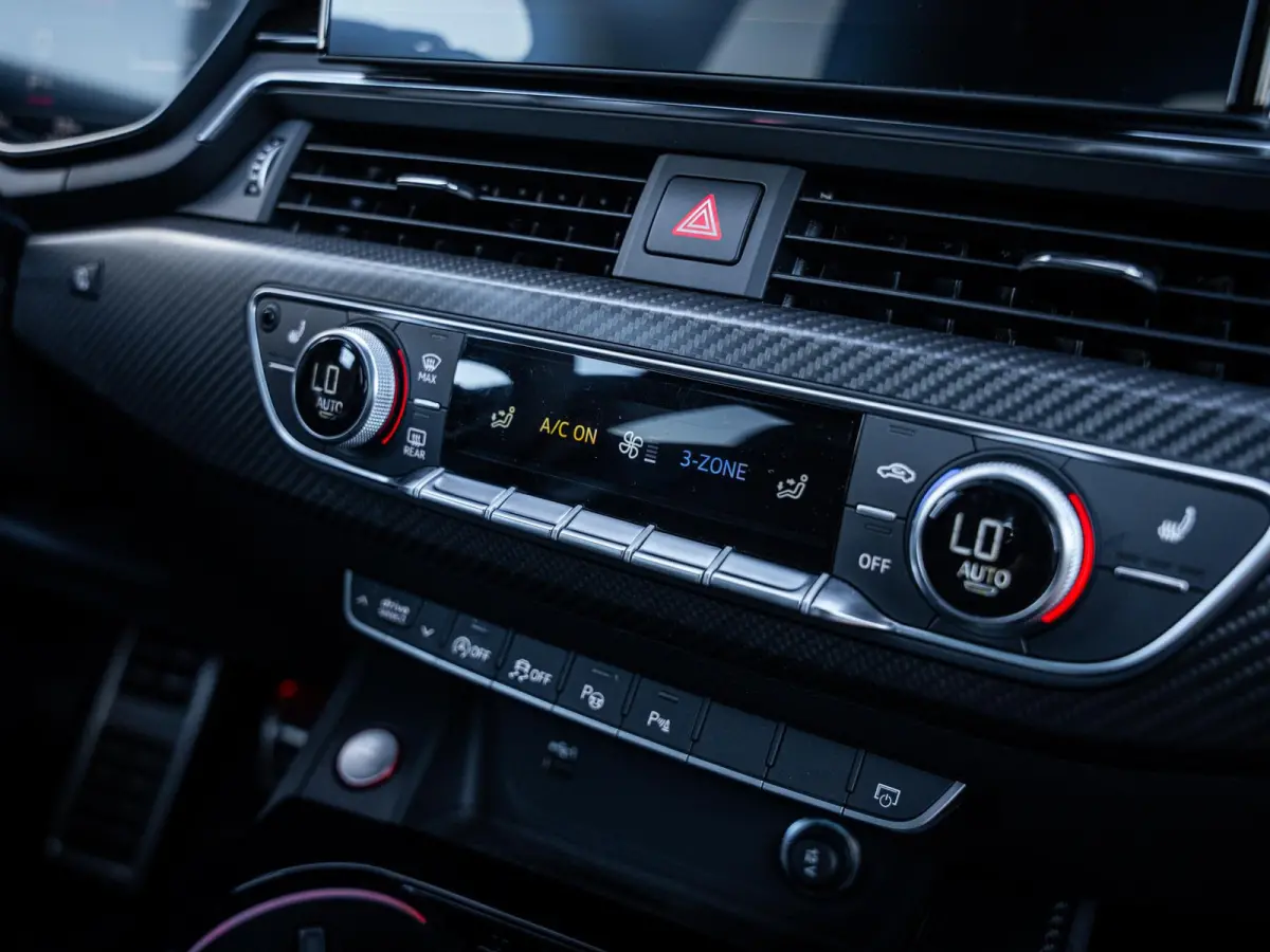 2.9 TFSI quattro competition plus - Dynamic + l Ceramic l RDC l Pano l HUD