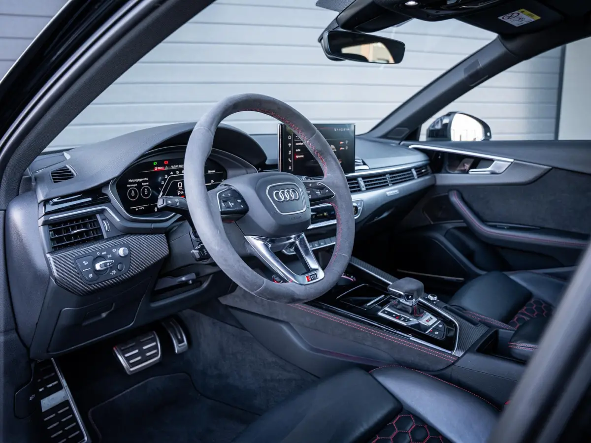 2.9 TFSI quattro competition plus - Dynamic + l Ceramic l RDC l Pano l HUD