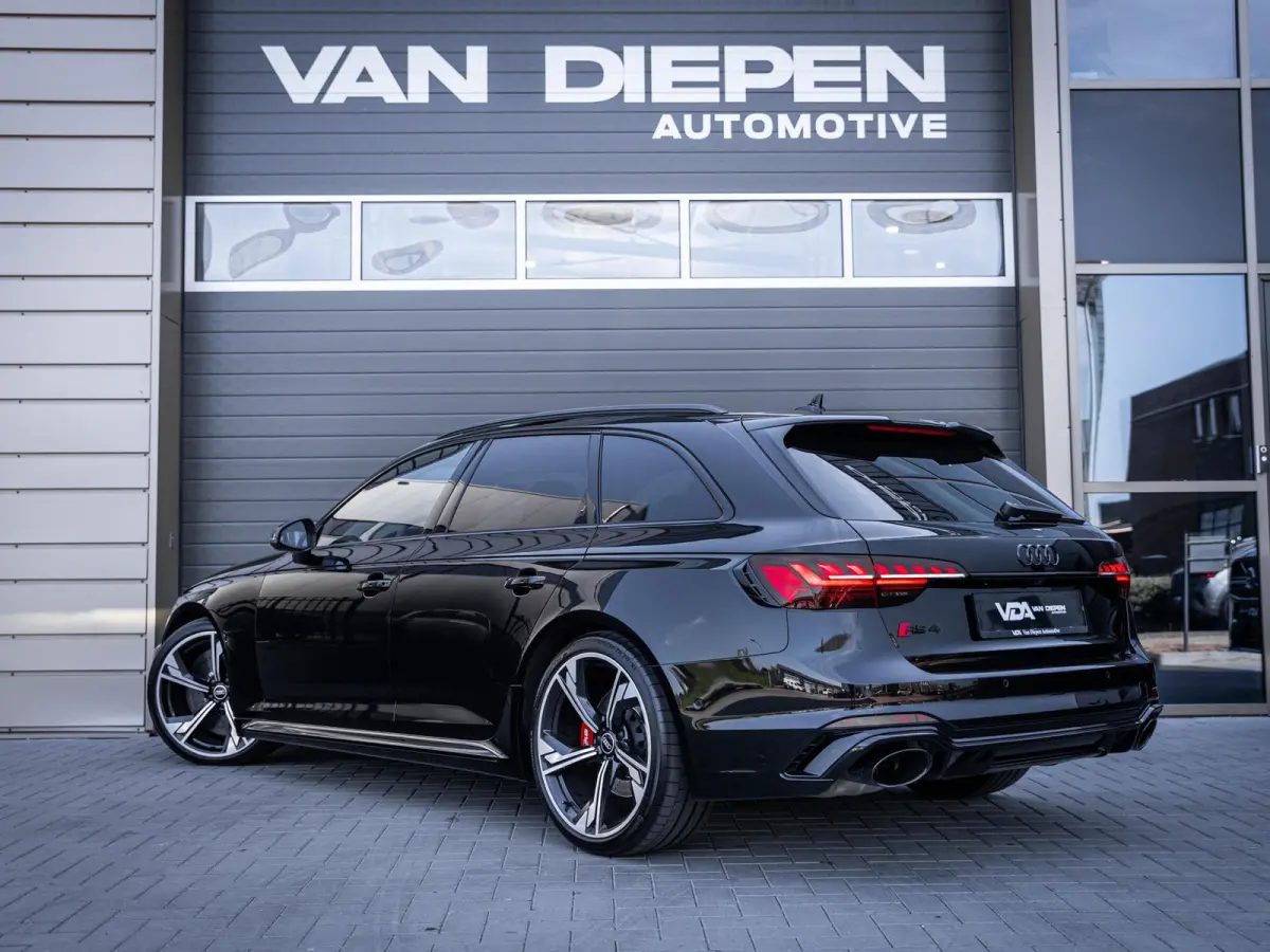 2.9 TFSI quattro competition plus - Dynamic + l Ceramic l RDC l Pano l HUD