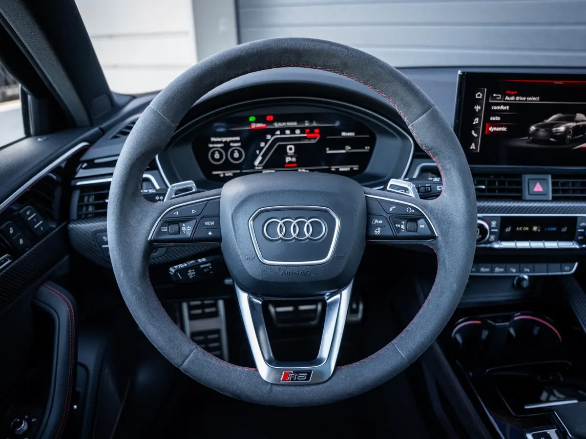 2.9 TFSI quattro competition plus - Dynamic + l Ceramic l RDC l Pano l HUD