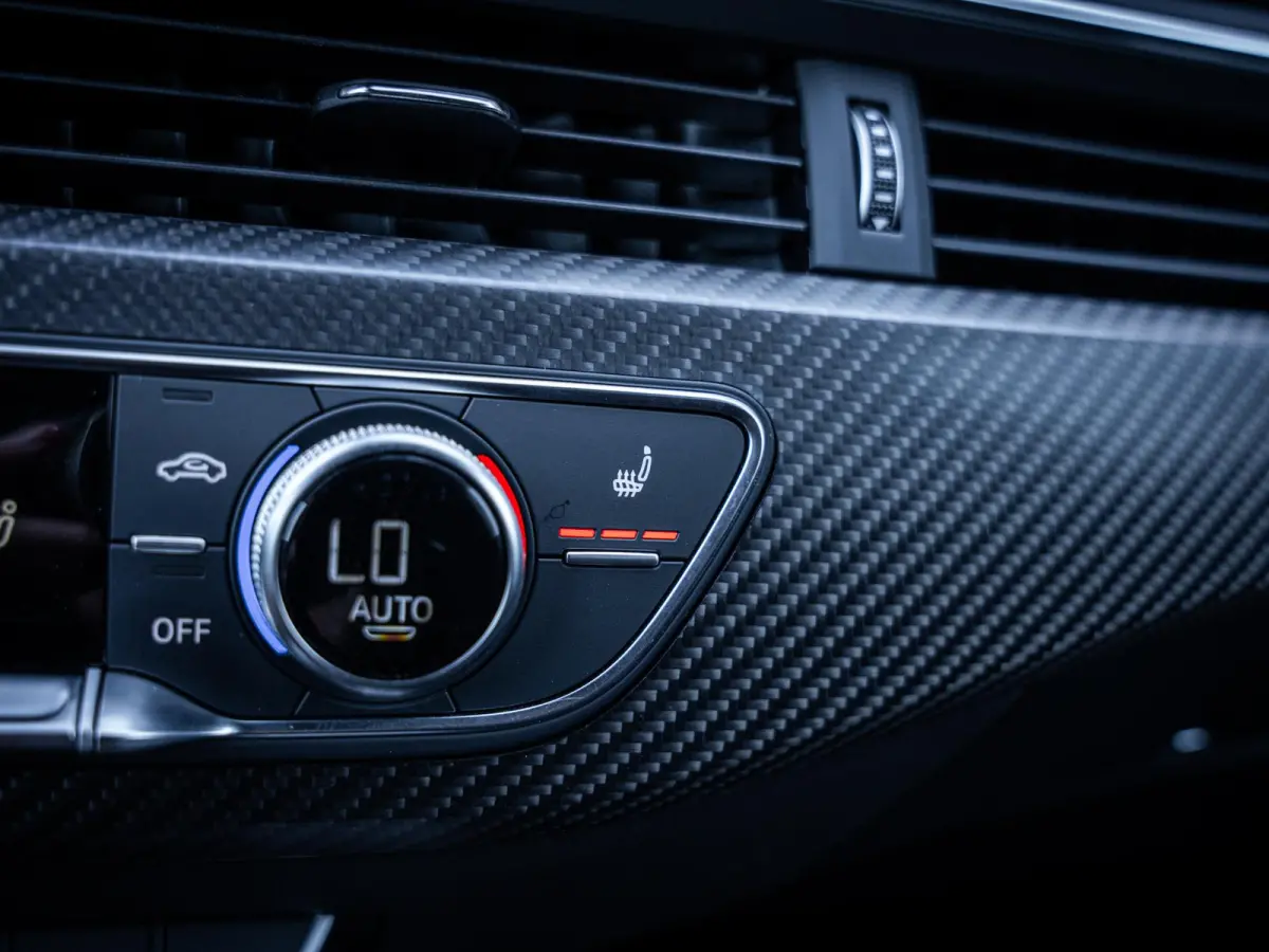 2.9 TFSI quattro competition plus - Dynamic + l Ceramic l RDC l Pano l HUD