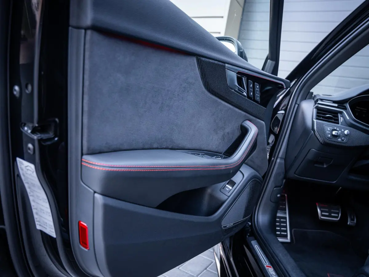 2.9 TFSI quattro competition plus - Dynamic + l Ceramic l RDC l Pano l HUD