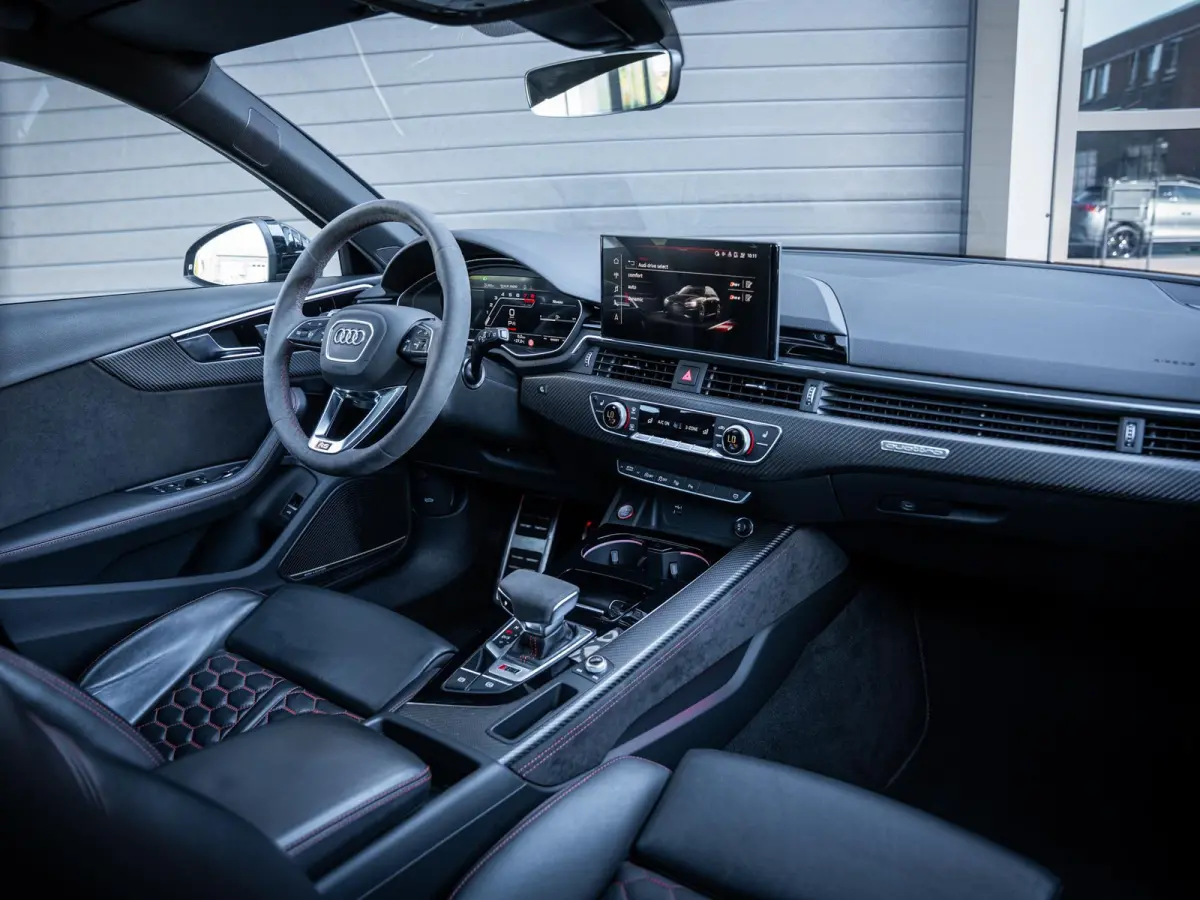 2.9 TFSI quattro competition plus - Dynamic + l Ceramic l RDC l Pano l HUD