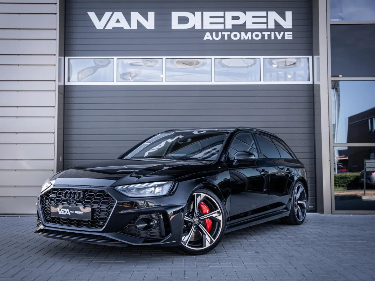 2.9 TFSI quattro competition plus - Dynamic + l Ceramic l RDC l Pano l HUD