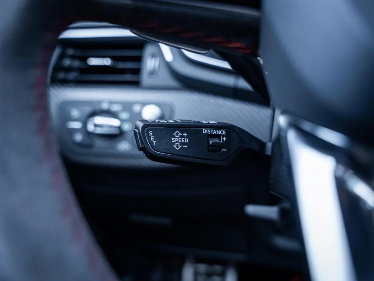 2.9 TFSI quattro competition plus - Dynamic + l Ceramic l RDC l Pano l HUD