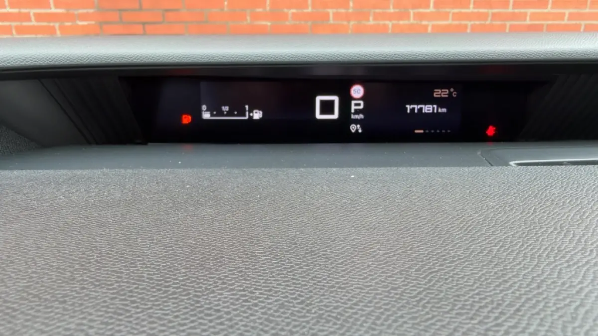1.2 Hybrid 145pk Max Automaat Half leder Navigatie Camera Clima
