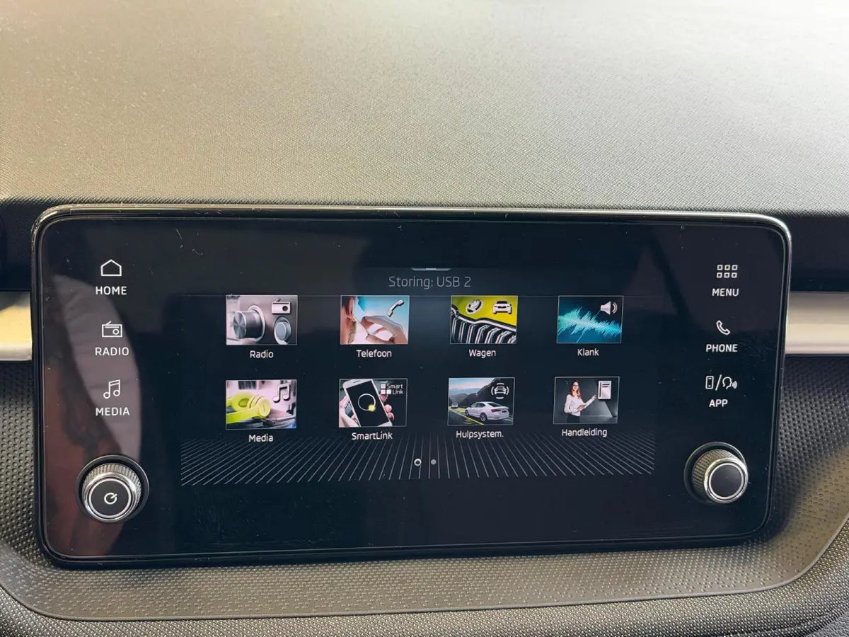 1.0 TSI Business Edition Automaat, Carplay, Cruise Control