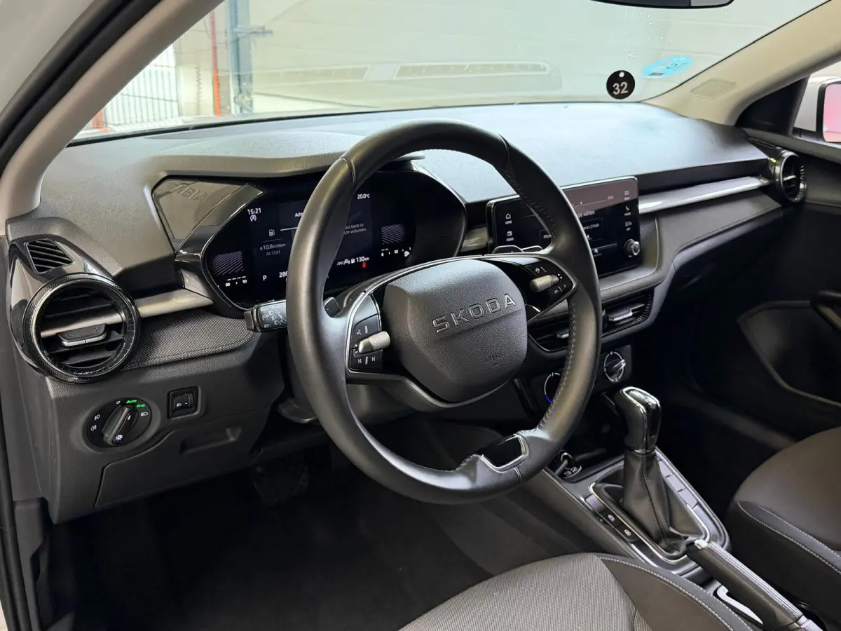 1.0 TSI Business Edition Automaat, Carplay, Cruise Control