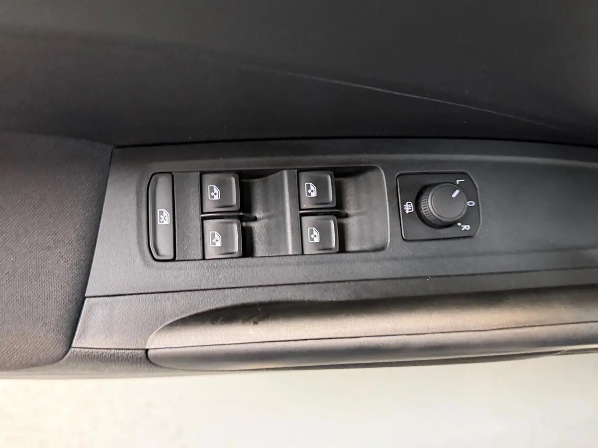 1.0 TSI Business Edition Automaat, Carplay, Cruise Control