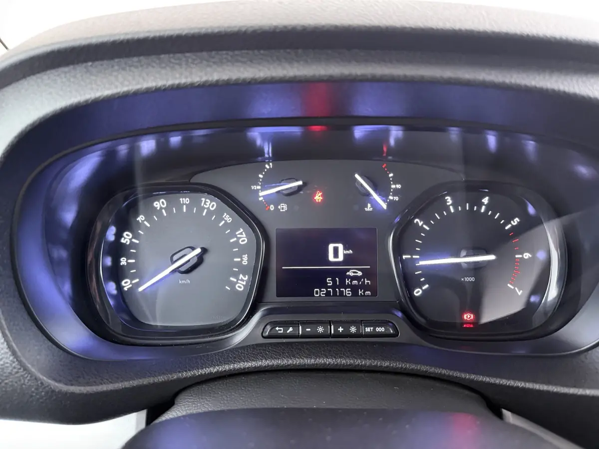 2.0 BlueHDi 145 L3 | Achteruitrijcamera | Airco (automatisch) | Cruise control