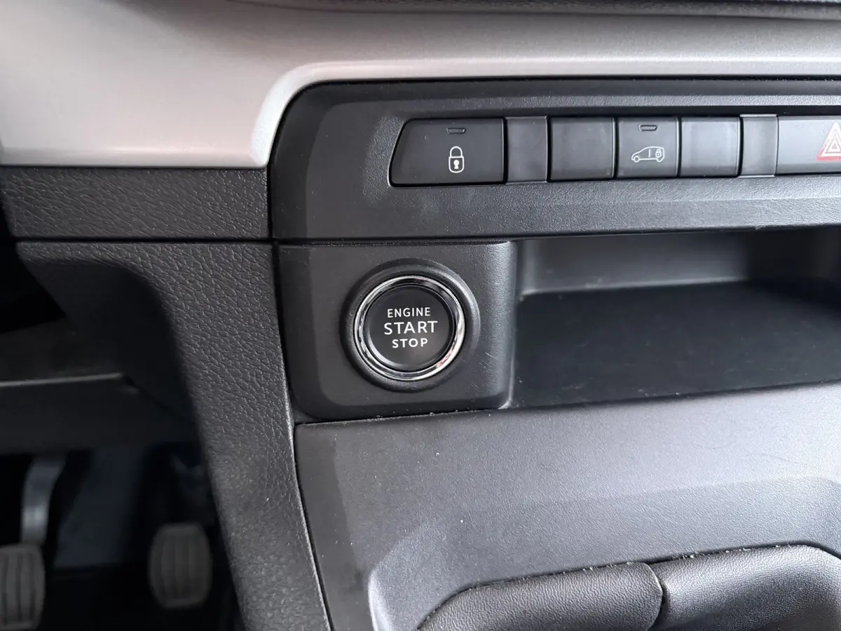 2.0 BlueHDi 145 L3 | Achteruitrijcamera | Airco (automatisch) | Cruise control