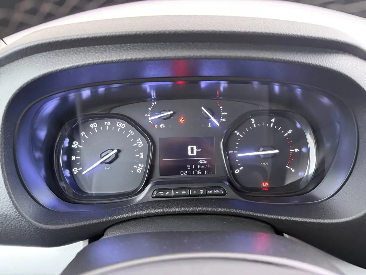 2.0 BlueHDi 145 L3 | Achteruitrijcamera | Airco (automatisch) | Cruise control