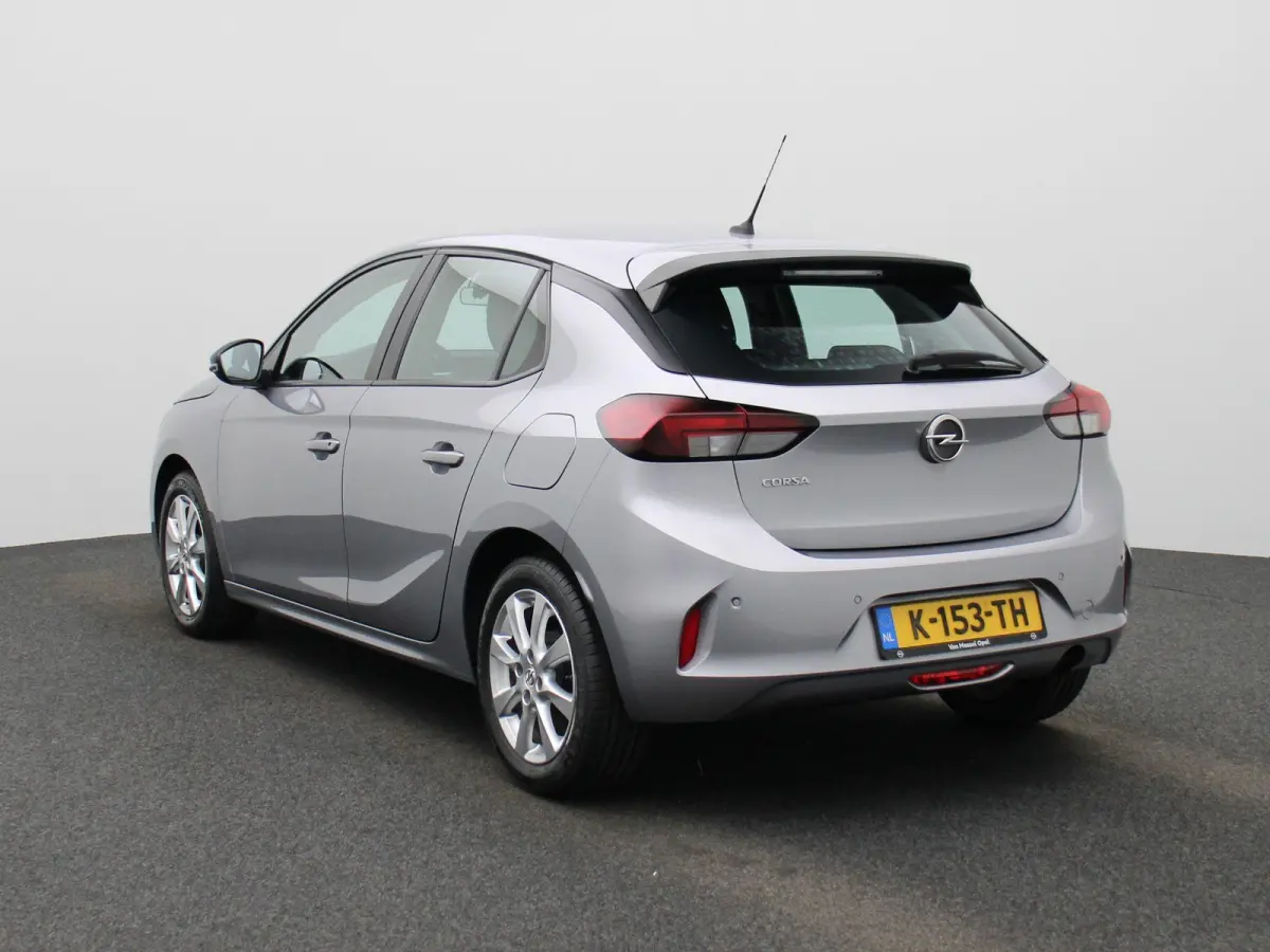 1.2 Edition | APPLE CARPLAY | ANDROID AUTO | PARKEERSENSOREN ACHTER | RIJSTROOKHULP | BLUETOOTH | DAB RADIO | LICHTMETALEN VELGEN |