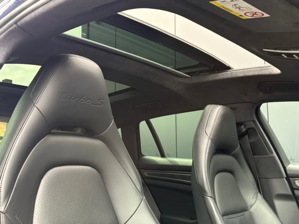 4.0 Turbo S 700pk Pano Burmester Keramisch ACC Matrix HUD Sportuitlaat