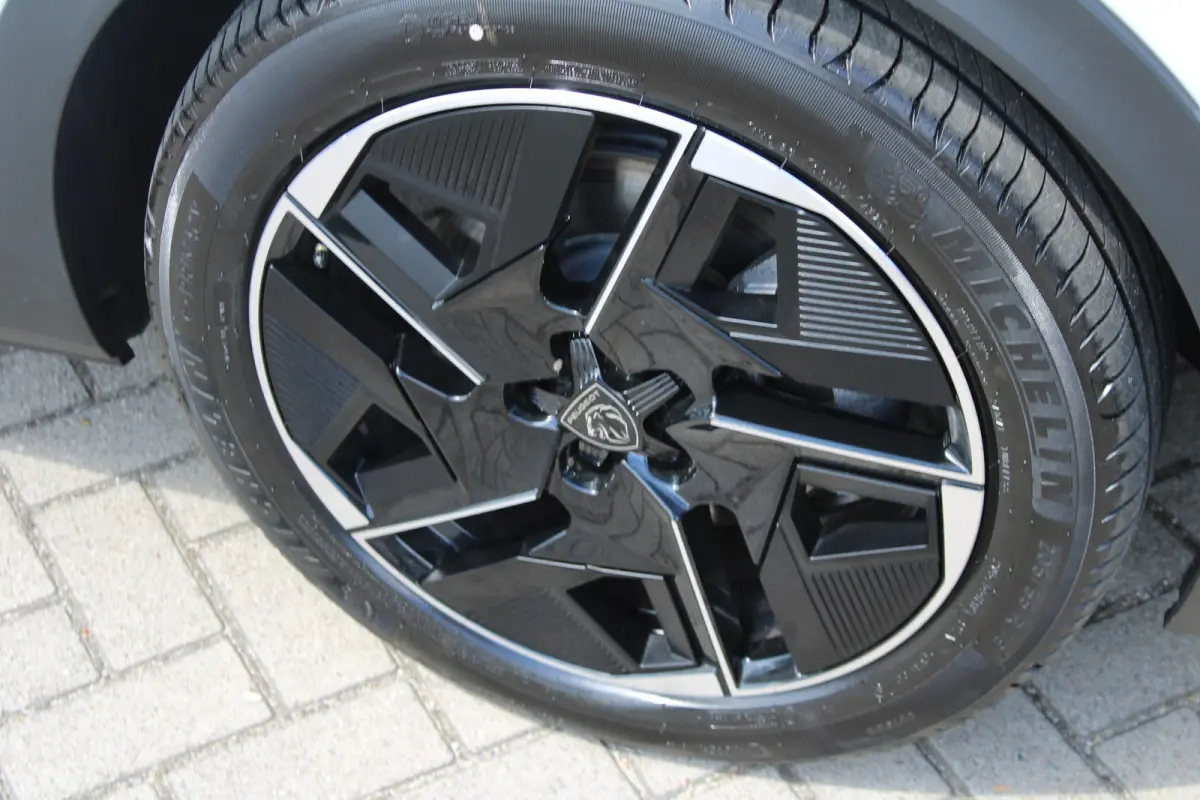 GT 1.6 Plug-In Hybrid Alcantara Executive | Schuif-/Kantel Dak | Massage functie | 360-Graden Camera