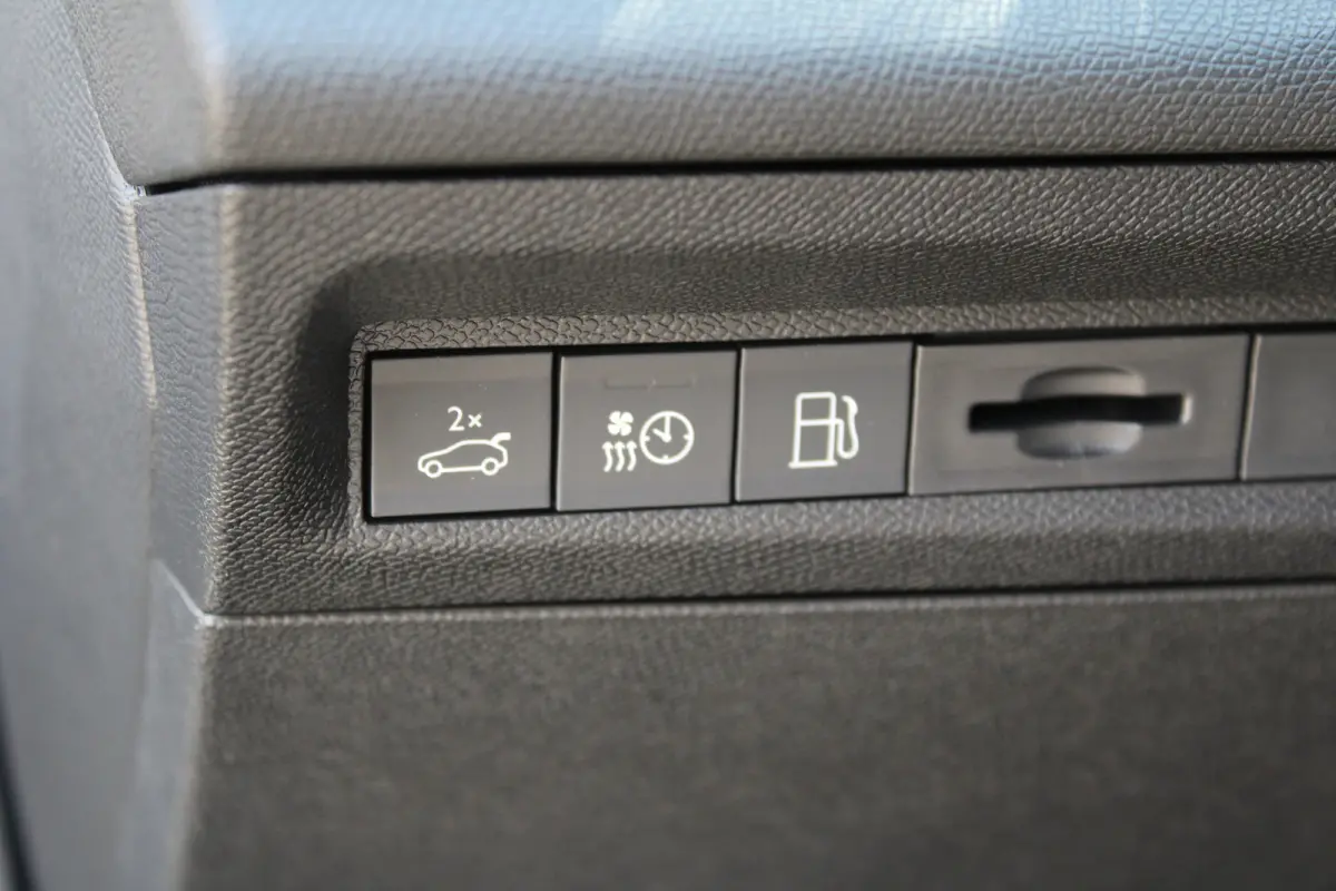 GT 1.6 Plug-In Hybrid Alcantara Executive | Schuif-/Kantel Dak | Massage functie | 360-Graden Camera