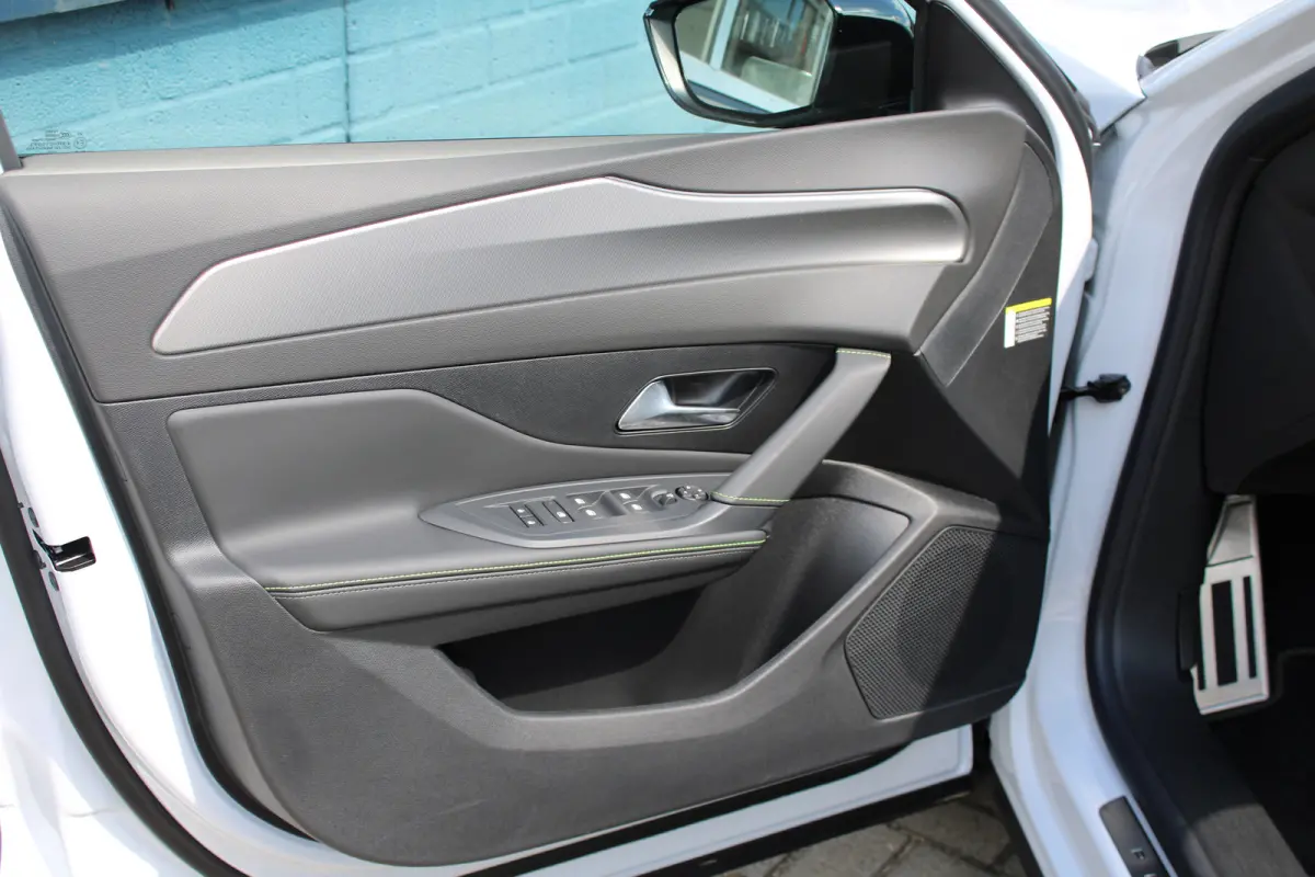 GT 1.6 Plug-In Hybrid Alcantara Executive | Schuif-/Kantel Dak | Massage functie | 360-Graden Camera