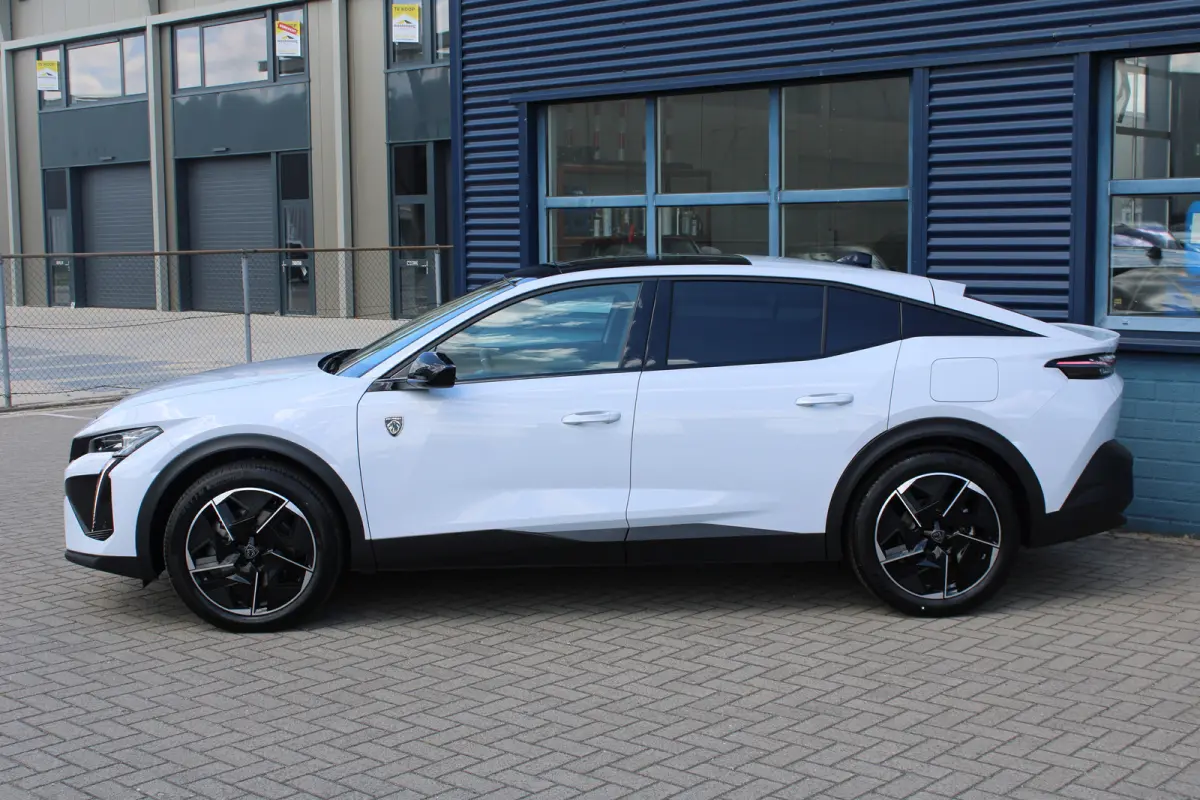 GT 1.6 Plug-In Hybrid Alcantara Executive | Schuif-/Kantel Dak | Massage functie | 360-Graden Camera